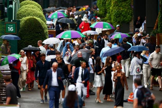 General views around the grounds as play is stopped due to rain. Wimbledon Tennis Championships, Day 6, The All England Lawn Tennis and Croquet Club, London, UK - 05 Jul 2025London The All England Lawn Tennis and United Kingdom  Copyright: xJamesxMarsh Shutterstockx 15385618m