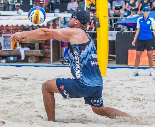 July 5, 2025, Gstaad, Bern, Switzerland: Gstaad Switzerland, 07 05 2025: ANDERS BERMSTEN MOL of Norway return during Swatch Beach Pro Gstaad 2025, Swatch Beach Pro Gstaad 2025 took place in the famous ski resort and which organizes events like the EFG Swiss Open Gstaad ATP, Tennis Herren 250 and the Polo Gold Club Gstaad 2024 and took place at Roy Emerson Arena in Gstaad. Gstaad Switzerland - ZUMAd206 20250705_zip_d206_039 Copyright: xEricxDubostx