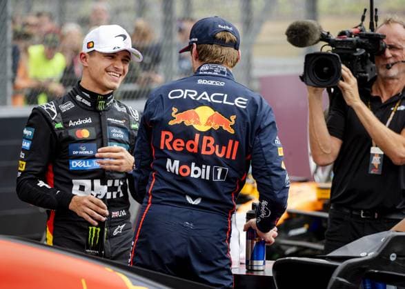 SILVERSTONE - Lando Norris (McLaren) and Max Verstappen (Red Bull Racing) after qualifying at the Silverstone circuit ahead of the Great Britain Grand Prix. ANP SEM VAN DER WAL xVIxANPxSportx xxANPxIVx 530988047 originalFilename: 530988047.jpg