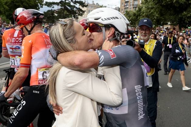 Belgian Jasper Philipsen of Alpecin-Deceuninck celebrates after winning the first stage, Lille Metropole to Lille Metropole (185 km), of the 2025 Tour de France cycling race, in Lille, France, on Saturday 05 July 2025. The 112th edition of the Tour de France starts on Saturday 5 July in Lille, France, and will finish in Paris, France on the 27th of July. POOLxLUCAxBETTINI  x128488913x