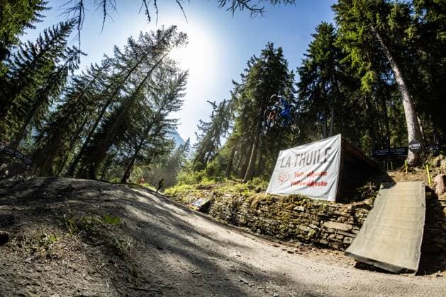 Whoop Downhill Worldcup La Thuile DUNNE Ronan MONDRAKER FACTORY RACING DHat Whoop Downhill Worldcup La Thuile, 05.07.2025,in La Thuile,ITA Foto: Sebastian Sternemann