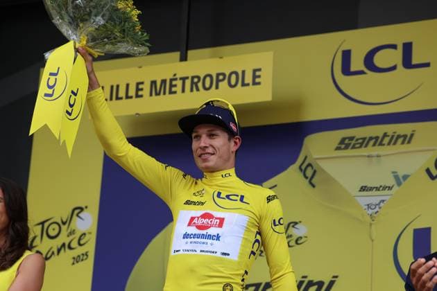 TOUR DE FRANCE 2025 PHOTOPQR VOIX DU NORD SM ; 05 07 2025 ; Lille, le 05 07 2025, Arrivee de la 1ere etape du Tour de France entre Lille et Lille Belgian Jasper Philipsen of Alpecin-Deceuninck wins the first stage French cycling race Tour de France 2024 takes place in july 2025 1 France  Copyright: xPHOTOPQR VOIXxDUxNORD MAXPPPxSMx 20250705VDN0040 20250705VDN0042