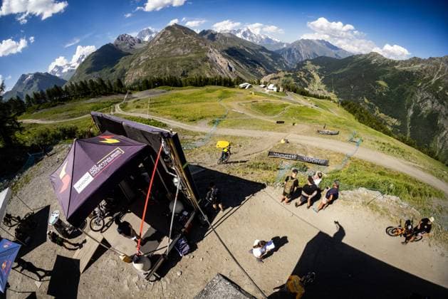 Whoop Downhill Worldcup La Thuile RUDE JR Richard YETI FOX FACTORY RACE TEAMat Whoop Downhill Worldcup La Thuile, 05.07.2025,in La Thuile,ITA Foto: Sebastian Sternemann