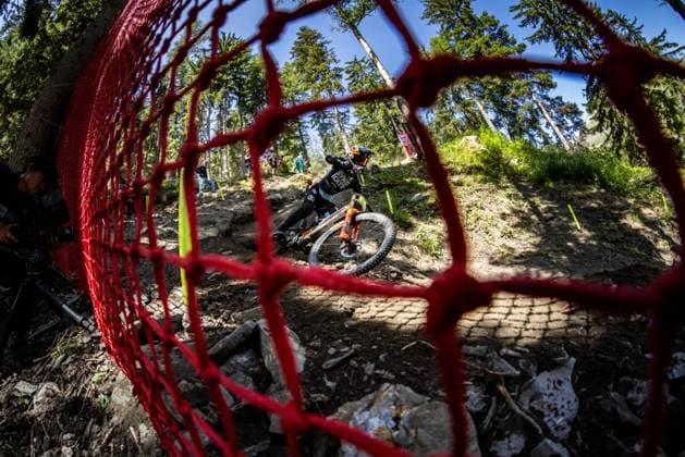 Whoop Downhill Worldcup La Thuile GOLDSTONE Jackson * SANTA CRUZ SYNDICATEat Whoop Downhill Worldcup La Thuile, 05.07.2025,in La Thuile,ITA Foto: Sebastian Sternemann