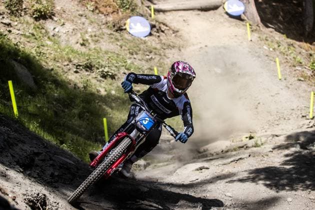 Whoop Downhill Worldcup La Thuile ALRAN Till COMMENCAL MUC-OFF BY RIDING ADDICTIONat Whoop Downhill Worldcup La Thuile, 05.07.2025,in La Thuile,ITA Foto: Sebastian Sternemann