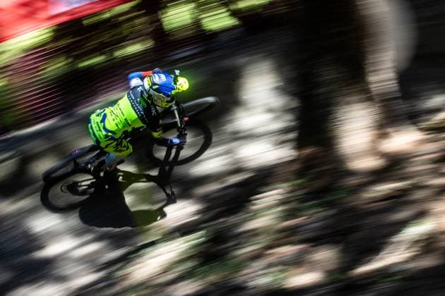 Whoop Downhill Worldcup La Thuile HRASTNIK Monika AON RACING - TOURNE CAMPERVANSat Whoop Downhill Worldcup La Thuile, 05.07.2025,in La Thuile,ITA Foto: Sebastian Sternemann