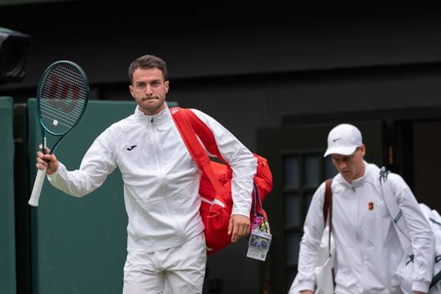 2025-07-05 Wimbledon 2025 LONDON, ENGLAND - JULY 5: Pedro Martinez of Spain during Wimbledon 2025 at All England Lawn Tennis & Croquet Club on July 5, 2025 in London, England. London All England Lawn Tennis & Croquet Club England Content not available for redistribution in The Netherlands directly or indirectly through any third parties. Copyright: xMarleenxFouchierx