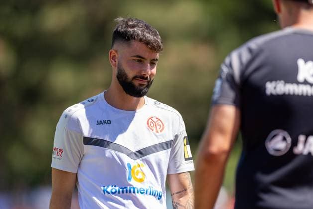 Testspiel 1. FSV Mainz 05 gegen SpVgg Ingelheim, 05.07.2025 Marco Richter (1. FSV Mainz 05, 13) 1. Testspiel der Vorbereitung des 1. FSV Mainz 05 zur Saison 2025 2026 gegen die SpVgg Ingelheim, 1. Fussball Bundesliga, Stadion Blumengarten in Ingelheim, 05.07.2025 Copyright: xBEAUTIFULxSPORTS Hahnex