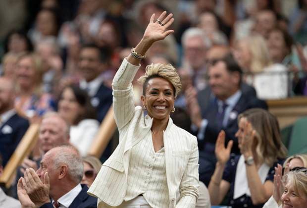 Day Six: The Championships - Wimbledon 2025 LONDON, ENGLAND - JULY 05: Dame Kelly Holmes waves from the royal box ahead of the Gentlemen s Singles third round match between Jannik Sinner of Italy and Pedro Martinez of Spain on day six of The Championships Wimbledon 2025 at All England Lawn Tennis and Croquet Club on July 05, 2025 in London, England. London All England Lawn Tennis and Croq England United Kingdom Copyright: xVisionhausx 776301258