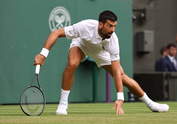 Novak Djokovic during his third round match Wimbledon Tennis Championships, Day 6, The All England Lawn Tennis and Croquet Club, London, UK - 05 Jul 2025London The All England Lawn Tennis and United Kingdom  Copyright: xEllaxLing Shutterstockx 15385619au