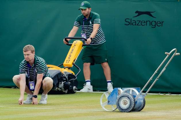 Wimbledon Championships 2025 06 Jul 2025 Early morning preparation in action at the Wimbledon Championships 2025 AELTC London Church Road, Wimbledon, London, United Kingdom Wimbledon England, UK NEWSPAPERS OUT Copyright: xImmyxThompson-Bland IPSxPhotoxAgencyx