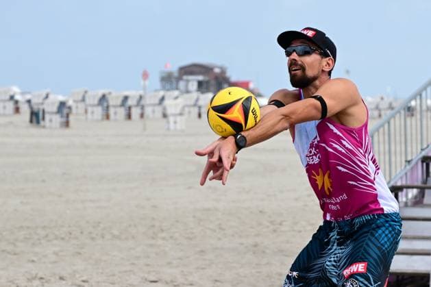 Beachvollyball I Herren I Damen I Halbfinale I National l St. Peter Ording I Strand I Sandbank I Festival Charakter I SPO I 06.07.2025 I Erdmann Jonathan (1. Beachclub Kiel) , Rock the Beach - die Nationale Beach-Vollyball Serie mit Festival-Charakter auf der Sandbank Strand in Ording vom 04.07. - 06.07.2025 , Qualifikation zur Deutschen Meisterschaft , Ording Sandbank Schleswig-Holstein Deutschland