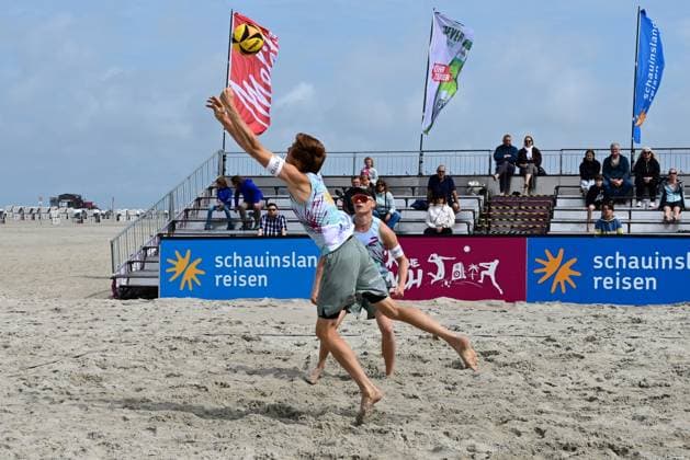 Beachvollyball I Herren I Damen I Halbfinale I National l St. Peter Ording I Strand I Sandbank I Festival Charakter I SPO I 06.07.2025 I v.v. Wolf Peter (TuSA 06 Duesseldorf) , Wolf Georg (Eintracht Spontent) , Rock the Beach - die Nationale Beach-Vollyball Serie mit Festival-Charakter auf der Sandbank Strand in Ording vom 04.07. - 06.07.2025 , Qualifikation zur Deutschen Meisterschaft , Ording Sandbank Schleswig-Holstein Deutschland