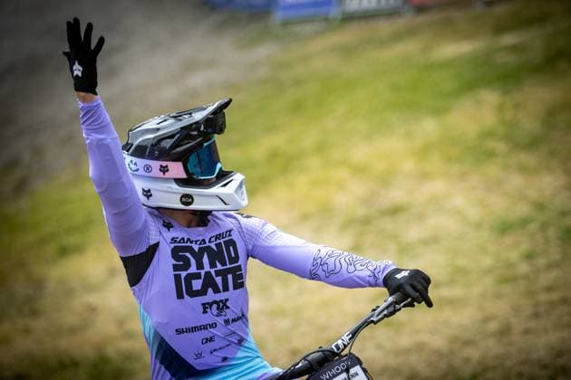 Whoop Downhill Worldcup La Thuile HOFMANN Nina SANTA CRUZ SYNDICATEat Whoop Downhill Worldcup La Thuile, 06.07.2025,in La Thuile,ITA Foto: Sebastian Sternemann