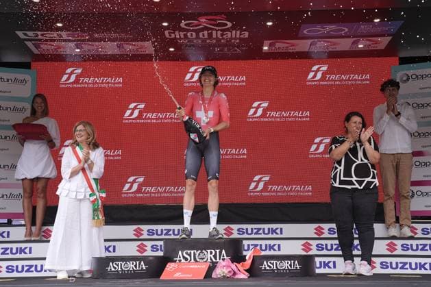 Marlen Reusser (Movistar Team) Winner stage during the 1st stage of the Giro d™Italia Women, Tudor ITT from Bergamo to Bergamo, Italy Sunday, July 06, 2025. - cycling .  Copyright: xMarcoxAlpozzi LaPressex