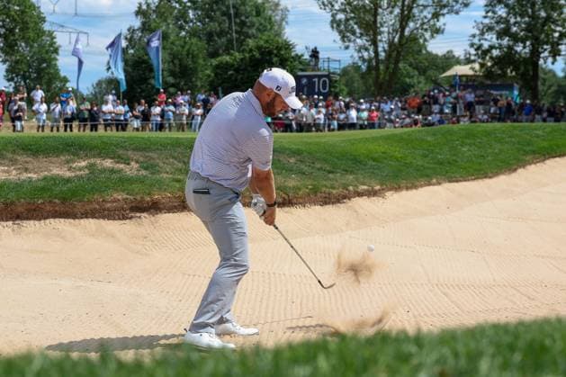 Jordan Smith (ENG) schlaegt aus dem Bunker, Sand, 36. BMW International Open 2025, Golf, DP World Tour, Herren, Finale, 06.07.2025 Eichenried Bayern Deutschland