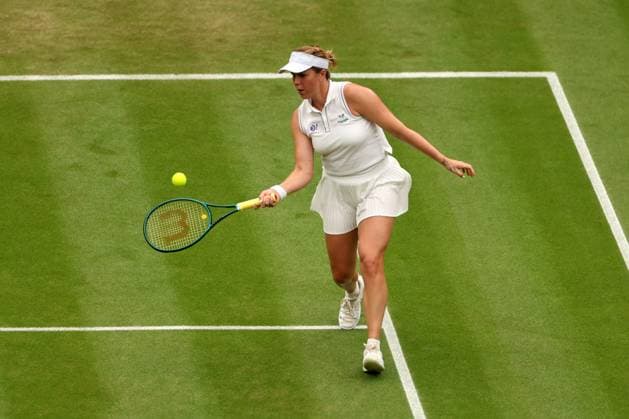 Anastasia Pavlyuchenkova during her fourth round match Wimbledon Tennis Championships, Day 7, The All England Lawn Tennis and Croquet Club, London, UK - 06 Jul 2025London The All England Lawn Tennis and United Kingdom  Copyright: xEllaxLing Shutterstockx 15387063k