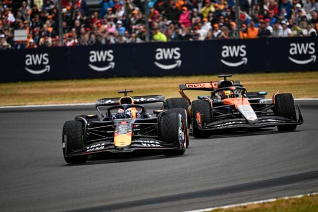F1 - BRITISH GRAND PRIX 2025 01 81 PIASTRI Oscar (aus), McLaren F1 Team MCL39, action during the Formula 1 Qatar Airways British Grand Prix 2025, 12th round of the 2025 FIA Formula One World Championship, WM, Weltmeisterschaft from July 4 to 6, 2025 on the Silverstone Circuit, in Silverstone, United Kingdom - SilverstoneUnited Kingdom  Copyright: xALBERTOxVIMERCATIx