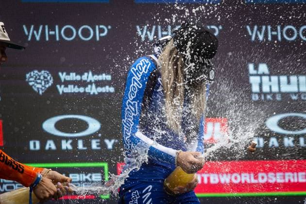 Whoop Downhill Worldcup La Thuile Podium Junior Woman Poped Cork at Whoop Downhill Worldcup La Thuile, 06.07.2025,in La Thuile,ITA Foto: Sebastian Sternemann