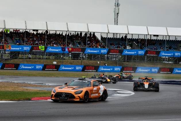 F1 - BRITISH GRAND PRIX 2025 FIA Mercedes-AMG GT Black Series Safety Car 81 PIASTRI Oscar (aus), McLaren F1 Team MCL39, action 01 VERSTAPPEN Max (nld), Red Bull Racing RB21, action 04 NORRIS Lando (gbr), McLaren F1 Team MCL39, action during the Formula 1 Qatar Airways British Grand Prix 2025, 12th round of the 2025 FIA Formula One World Championship, WM, Weltmeisterschaft from July 4 to 6, 2025 on the Silverstone Circuit, in Silverstone, United Kingdom - SilverstoneUnited Kingdom Copyright: xFLORENTxGOODENx