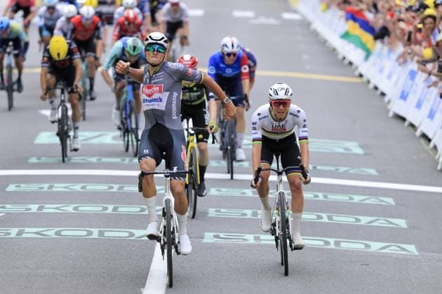 Mathieu VAN DER POEL, Alpecin - Deceuninck, during the Tour de France 2025, winner stage, UCI WorldTour cycling event, Stage 2, Lauwin-Planque - Boulogne-sur-Mer (209,1 Km) on 6 July 2025 in Boulogne-sur-Mer, France during Tour de France 2025 - Stage 2, Tour De France race in France, France, July 06 2025  Copyright: xStefanoxCavasino IPAxSportx xipa-agency.netx xx IPA_60023435 IPA_Agency_IPA60023435