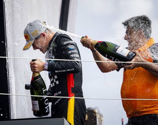 SILVERSTONE - Lando Norris (McLaren) celebrates his victory on the Silverstone circuit after the end of the Great Britain Grand Prix. ANP SEM VAN DER WAL xVIxANPxSportx xxANPxIVx 531036987 originalFilename: 531036987.jpg