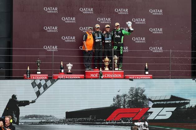 F1 British Grand Prix 2025 Oscar Piastri, Lando Norris of McLaren and Nico Hulkenberg of Kick Sauber after the Formula 1 British Grand Prix at Silverstone Circuit in Northampton, Great Britain on July 6, 2025. Northampton United Kingdom  Copyright: xJakubxPorzyckix originalFilename:porzycki-f1britis250706_npcsA.jpg
