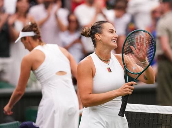 LONDON, ENGLAND - JULY 06: Aryna Sabalenka of Belarus celebrates after winning the Ladies Singles fourth round match on day seven of The Championships Wimbledon 2025 at All England Lawn Tennis and Croquet Club on July 06, 2025 in London, England  Copyright: xHiroshixSatox