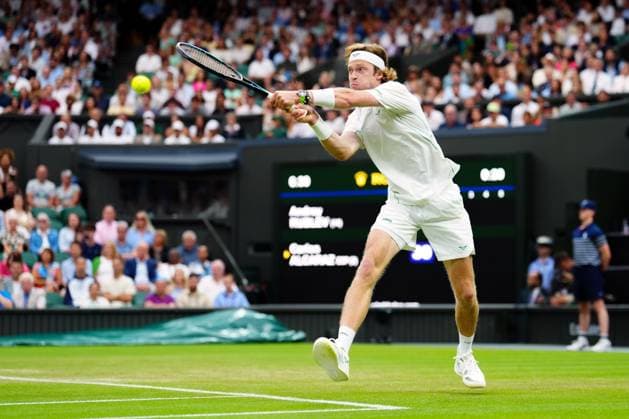 Andrey Rublev during his fourth round match Wimbledon Tennis Championships, Day 7, The All England Lawn Tennis and Croquet Club, London, UK - 06 Jul 2025London The All England Lawn Tennis and United Kingdom  Copyright: xJavierxGarcia Shutterstockx 15387061ek