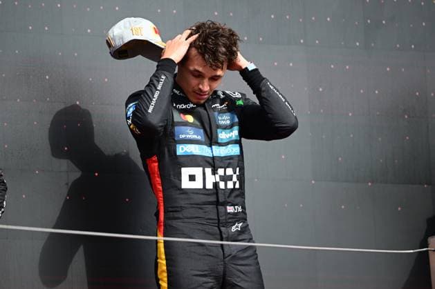 F1 Grand Prix of Great Britain Lando Norris of the McLaren F1 Team celebrates on the podium during the race, the 13th round of the Formula 1 World Championship, WM, Weltmeisterschaft at Silverstone Circuit in Silverstone, Northamptonshire, England, on July 6, 2025. Silverstone Northampshire United Kingdom  Copyright: xAndreaxDiodatox originalFilename:diodato-formula1250706_np02X.jpg