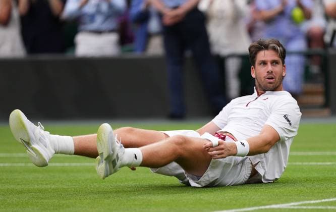LONDON, ENGLAND - JULY 06: Cameron Norrie of Great Britain celebrates after winning the Gentlemen s Singles fourth round match on day seven of The Championships Wimbledon 2025 at All England Lawn Tennis and Croquet Club on July 06, 2025 in London, England.  Copyright: xHiroshixSatox