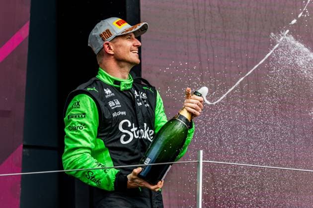 06.07.2025, Silverstone Circuit, Silverstone, FORMULA 1 QATAR AIRWAYS BRITISH GRAND PRIX 2025 , im Bild Sensationeller 3. Platz und damit das erste Podium im 239. Rennen für Nico Hülkenberg (DEU), Stake F1 Team Kick Sauber. (Photo by Martin Trenkler Hasan Bratic DeFodi Images)