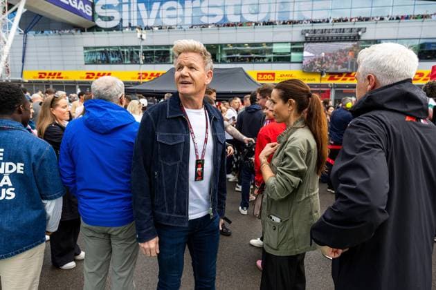 06.07.2025, Silverstone Circuit, Silverstone, FORMULA 1 QATAR AIRWAYS BRITISH GRAND PRIX 2025 , im Bild Start Koch Gordon Ramsay (Photo by Martin Trenkler Hasan Bratic DeFodi Images)