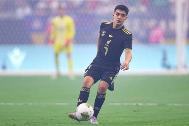 UNITED STATES VS MEXICO - COPA ORO - 06 JULIO 2025 HOUSTON,TEXAS. JULY 06th: Gilberto Mora 7 of Mexico passing the ball During the Final match between United States and Mexico in the Concacaf Gold Cup 2025, held at the NRG Stadium, in Houston,Texas (PHOTO BY FABIAN MEZA STRAFFON IMAGES IMAGO MANDATORY CREDIT EDITORIAL USE Copyright: xFABIANxMEZAx