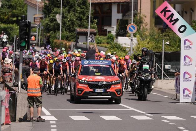 The start KM 0 during the 2nd stage of the Giro d™Italia Women, from Clusone to Aprica, Italy Monday, July 07, 2025. - cycling .  Copyright: xMarcoxAlpozzi Lapressex