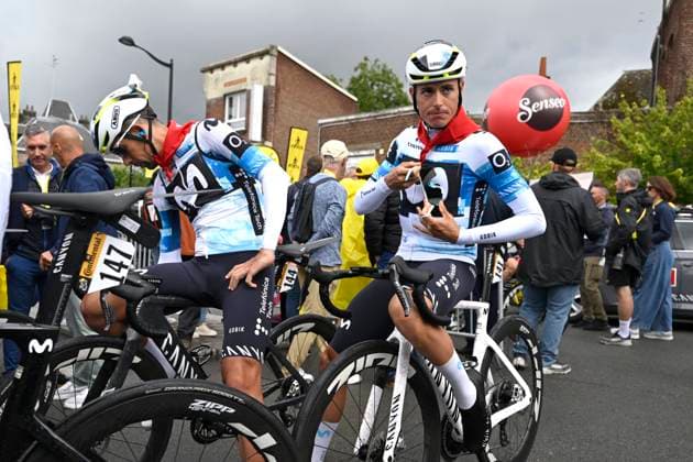 Tour de France 2025 Stage 3 DUINKERKE, FRANCE - JULY 07 : Mas Enric (ESP) of Movistar Team during stage 3 of the 112th edition of Tour de France an UCI World Tour 2.UWT cycling road race stage for Men Elite of 178 km with start in Valenciennes and finish in Duinkerke on July 7, 2025 in Duinkerke, France, 07 07 2025 ( Motordriver Kenny Verfaillie - Duinkerke France  Copyright: xJanxDexMeuleneirx