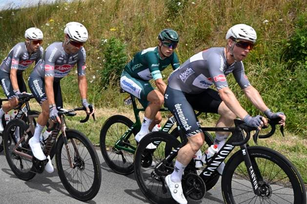 Tour de France 2025 Stage 3 DUINKERKE, FRANCE - JULY 07 : Philipsen Jasper (BEL) of Alpecin - Deceuninck during stage 3 of the 112th edition of Tour de France an UCI World Tour 2.UWT cycling road race stage for Men Elite of 178 km with start in Valenciennes and finish in Duinkerke on July 7, 2025 in Duinkerke, France, 07 07 2025 ( Motordriver Kenny Verfaillie - Duinkerke France  Copyright: xJanxDexMeuleneirx