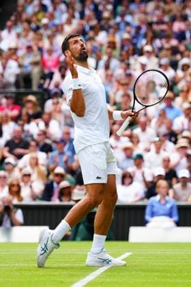 Novak Djokovic rejects during his fourth round match Wimbledon Tennis Championships, Day 8, The All England Lawn Tennis and Croquet Club, London, UK - 07 Jul 2025London The All England Lawn Tennis and United Kingdom  Copyright: xJavierxGarcia Shutterstockx 15387972v