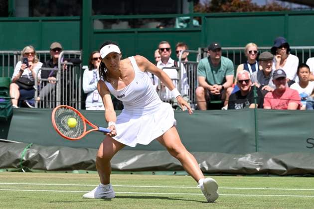 Luisa Stefani during the Wimbledon 2025 Women?s Doubles Round of 16 tennis match between Luisa Stefani & Timea Babos v Lyudmyla Kichenok & Ellen Perez at the All England Tennis Club in London, England (Richard Callis SPP) Copyright: xRichardxCallis SPPx spp-en-RiCa-SPP25_rica_07jul25_21718