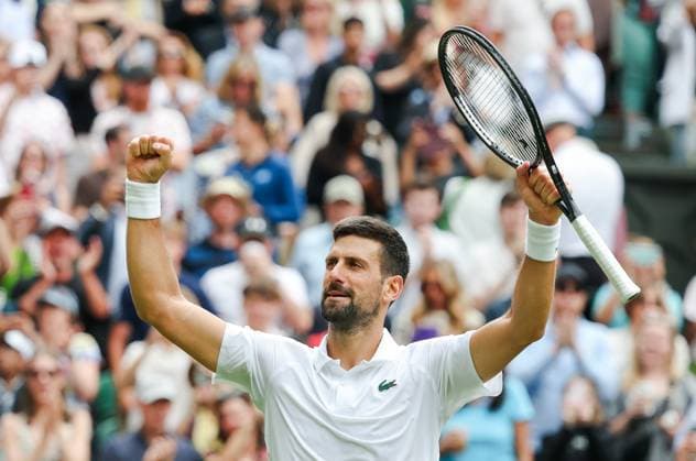Wimbledon 2025 Day 8, Alex de Minaur v Novak Djokovic Wimbledon Championships 2025 Day 8, 07 07 25 Gentlemens’ Singles - Round of 16 Centre Court Alex de Minaur v Novak Djokovic Novak Djokovic wins in 4 sets  Copyright: xMarcxAspland ThexTimesx NINTCHDBPICT001008255651