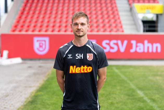 07.07.2025, Fussball, GER, Saison 2025 2026, 3.Liga,Pressetermin, SSV Jahn Regensburg Simon Hecht (Fitnesstrainer), SSV Jahn Regensburg; 3. Liga, Portraittermin 2025 2026, DFL REGULATIONS PROHIBIT ANY USE OF PHOTOGRAPHS AS IMAGE SEQUENCES AND OR QUASI-VIDEO.