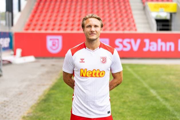 07.07.2025, Fussball, GER, Saison 2025 2026, 3.Liga,Pressetermin, SSV Jahn Regensburg Felix Strauss, SSV Jahn Regensburg; 3. Liga, Portraittermin 2025 2026, DFL REGULATIONS PROHIBIT ANY USE OF PHOTOGRAPHS AS IMAGE SEQUENCES AND OR QUASI-VIDEO.
