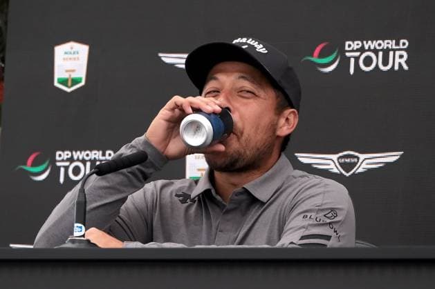 UK: The Genesis Scottish Open at The Renaissance Club, North Berwick, Scotland on 08 July 2025: Pictured: Xander Schauffele (USA) takes a drink of water as he attends a press conference, PK, Pressekonferenz at the Genesis Scottish Open 2025 at The Renaissance Club, North Berwick, Scotland North Berwick The Renaissance Club Scotland Copyright: xAlexxToddx