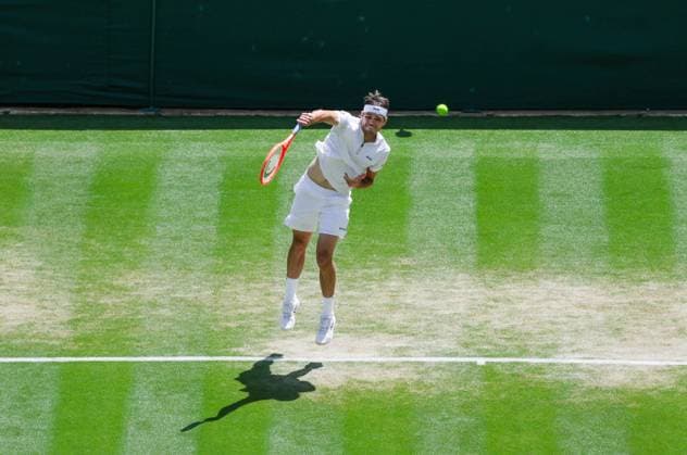 Wimbledon 2025 Taylor Fritz v Karen Khachanov Wimbledon Championships 2025 Day 9, 08 07 25 Gentlemens’ Singles - Quarter Final Court No.1 Taylor Fritz v Karen Khachanov Taylor Fritz in action  Copyright: xMarcxAsplandx NINTCHDBPICT001008448449