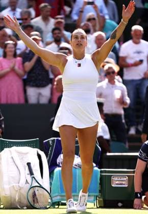 Aryna Sabalenka celebrates victory in her quarter final match Wimbledon Tennis Championships, Day 9, The All England Lawn Tennis and Croquet Club, London, UK - 08 Jul 2025London The All England Lawn Tennis and United Kingdom  Copyright: xEllaxLing Shutterstockx 15389337cv
