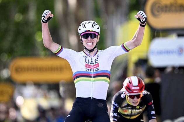 Dutch Mathieu van der Poel of Alpecin-Deceuninck, Danish Jonas Vingegaard Hansen of Team Visma-Lease a Bike and Slovenian Tadej Pogacar of UAE Team Emirates pictured in action during the fourth stage of the 2025 Tour de France cycling, Amien Metropole - Rouen (173 km), on Tuesday 08 July 2025 in France. The 112th edition of the Tour de France starts on Saturday 5 July in Lille, France, and will finish in Paris, France on the 27th of July. JASPERxJACOBS  x128709985x