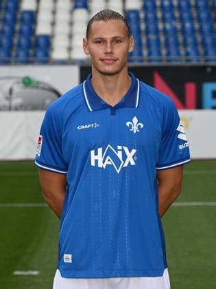 08.07.2025, xjhx, Fussball 2.Bundesliga, SV Darmstadt 98 Fototermin Saison 2025 26, Fynn Lakenmacher ; SV Darmstadt 98 2.BL; Porträttermin 2025 2026 Darmstadt