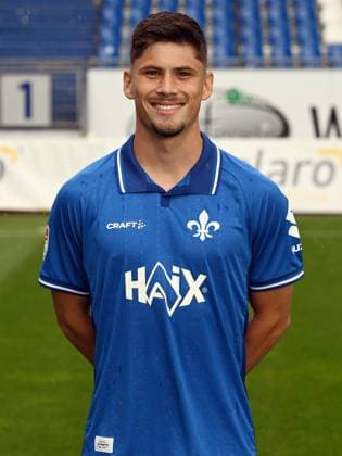 08.07.2025, xjhx, Fussball 2.Bundesliga, SV Darmstadt 98 Fototermin Saison 2025 26, Leon Klassen ; SV Darmstadt 98 2.BL; Porträttermin 2025 2026 Darmstadt