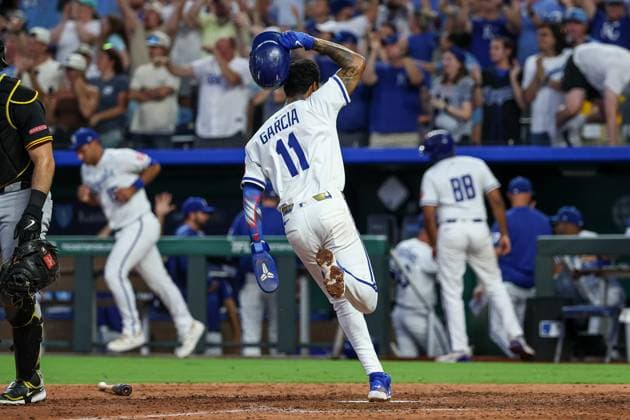 July 8, 2025: Kansas City Royals third baseman Maikel Garcia (11) reacts to scoring the winning run in a walk off win over the Pittsburgh Pirates at Kauffman Stadium in Kansas City, MO. CSM Kansas City United States of America - ZUMAc04_ 20250708_zma_c04_033 Copyright: xDavidxSmithx