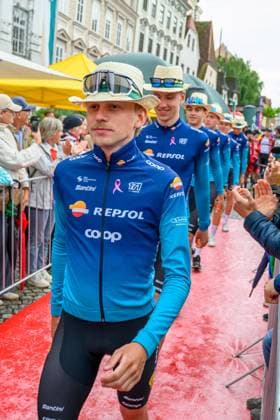 steyr, austria, 08 july 2025, prsentation of the teams of the tour of austria on the main square, stadtplatz
